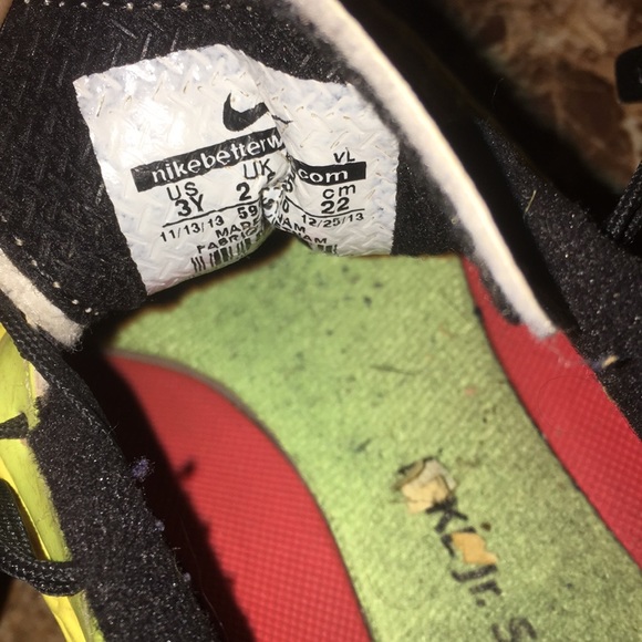 NIKE hyper-venom cleats - Picture 5 of 5